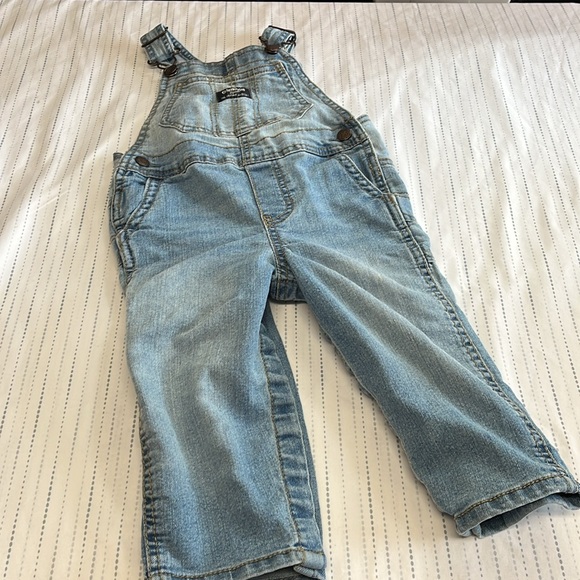 18M Oshkosh flannel shirt and overalls bundle - Picture 6 of 9